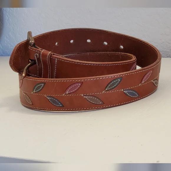 Vintage GAP Leather Leaf Inlay Belt, Saddle Brown, Brass Buckle, Medium, EUC - Picture 5 of 14